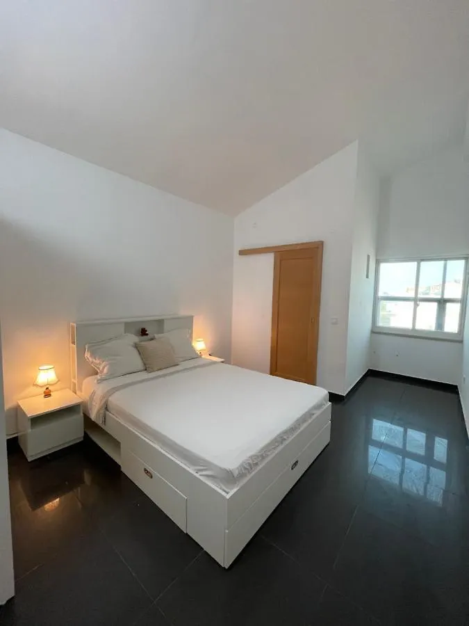 プライアResidencial Euniceアパートメント 0*, プライア