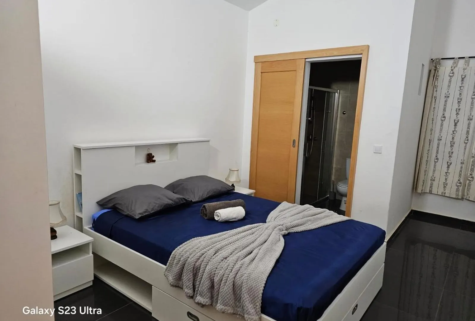 ホームステイ プライアResidencial Euniceアパートメント